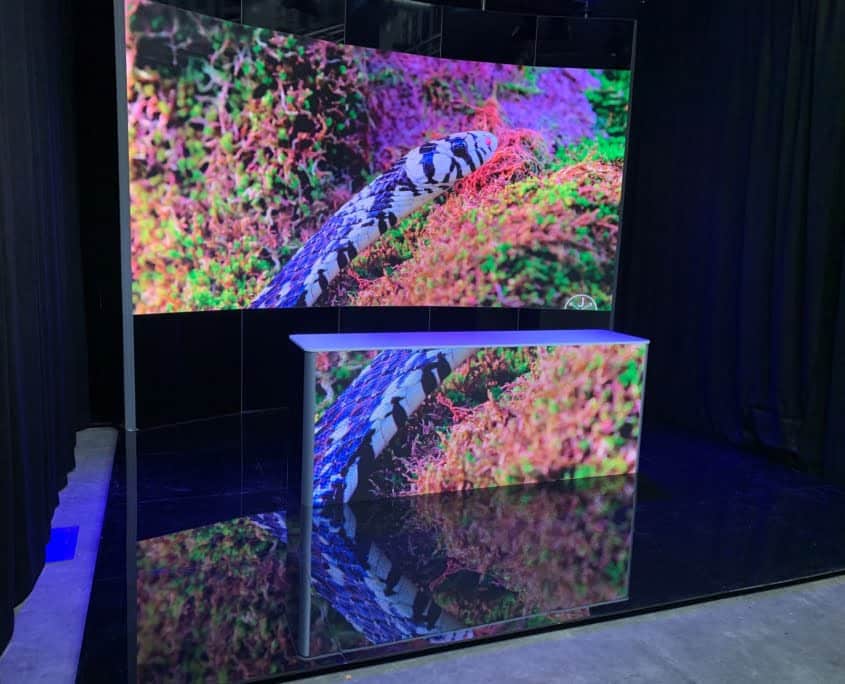 curved ledwall