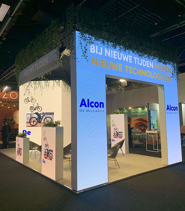 standbouw voor Alcon Bridge EF heeft onlangs twee stands gebouwd voor Alcon en Smeyel op NCC